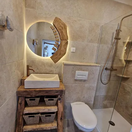 Maison De Caractere Avec Piscine Villa *